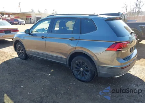 2018 Volkswagen Tiguan 2.0T S z USA, uszkodzony, nr VIN 3VV1B7AX0JM064977